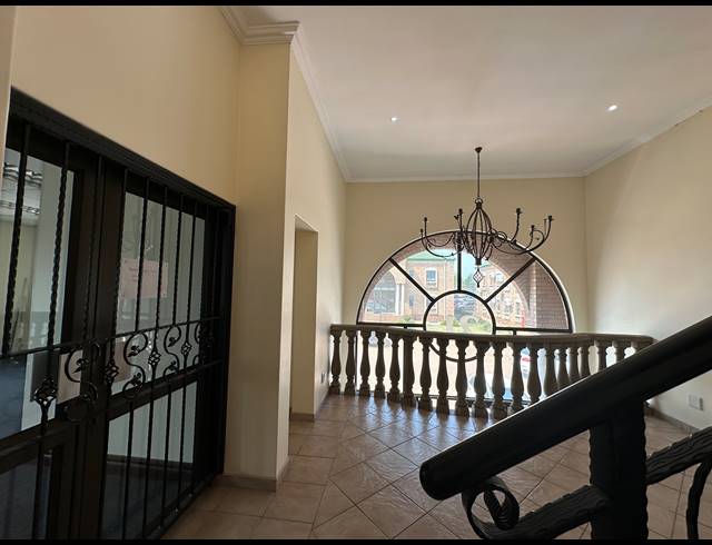125M² OFFICE TO LET IN CENTURION CENTRAL